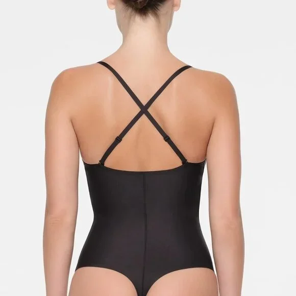Skims Body Push Up Thong Bodysuit in Onyx, Size Medium
